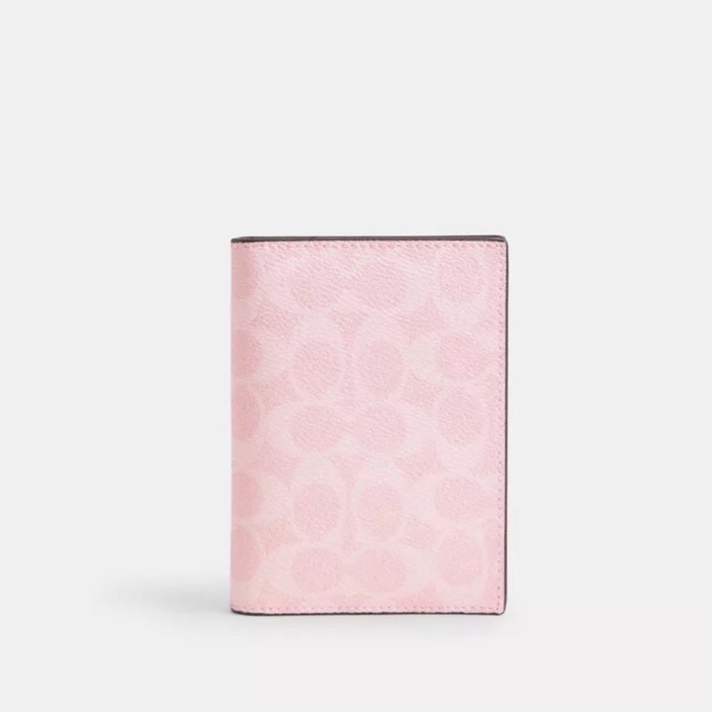 NWT Coach! Passport Card Case Power Pink
In Signature Canvas🌸